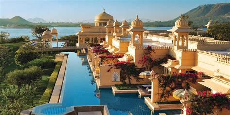 oberoi udaivilas    hotel   world business insider