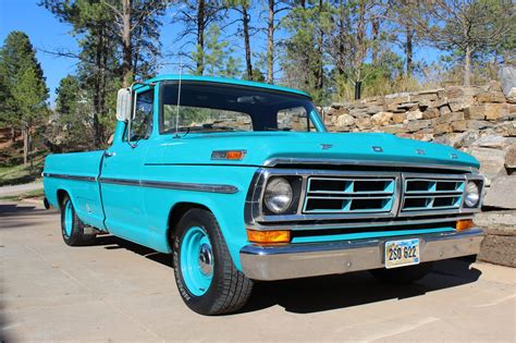 reserve  ford   custom pickup  sale  bat auctions sold    july
