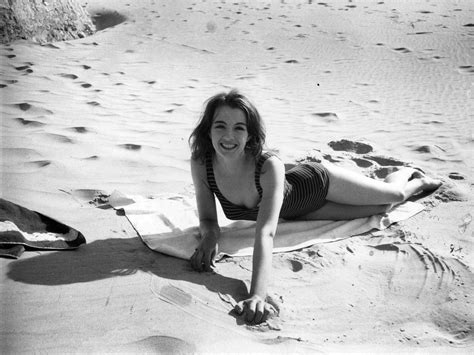 who was christine keeler profumo affair model dead at 75