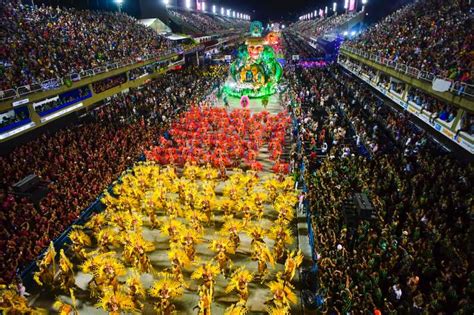carnaval de rio  parade de samba avec navette getyourguide