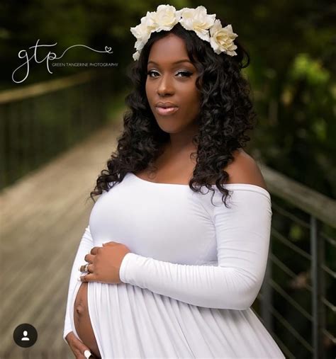 photographer captures jawdropping photos of pregnant black women