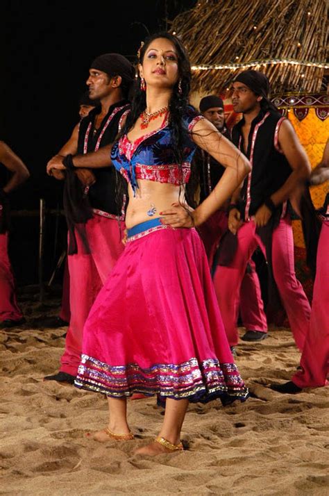 Pooja Bose Latest Hot Spicy Stills ~ Hot Actress Video And