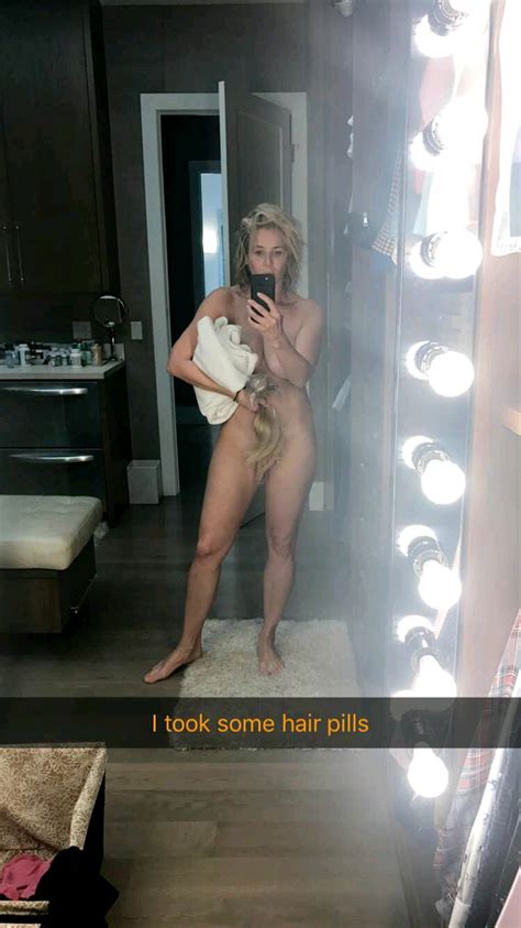 chelsea handler naked 1 photo thefappening