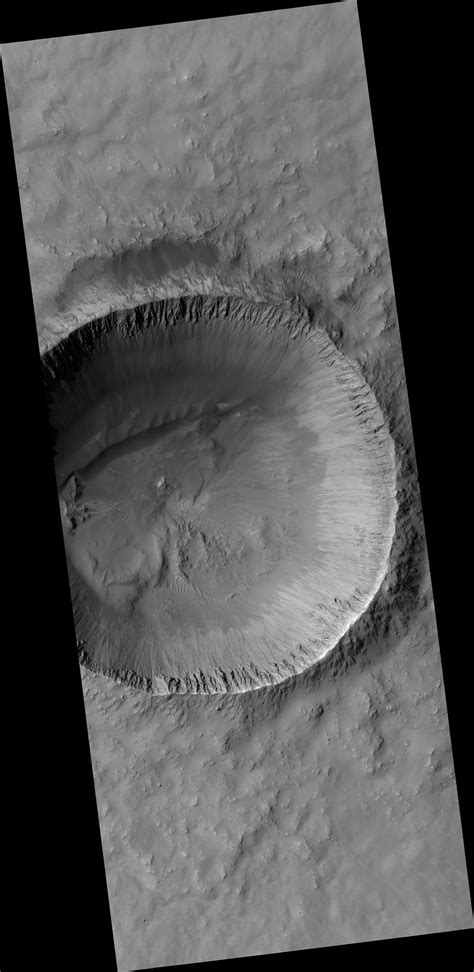 hirise fresh  kilometer diameter crater  herschel crater esp