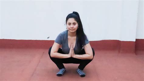 ways    garland pose  yoga wikihow