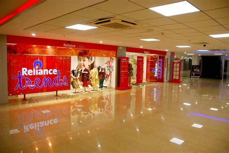 reliance retail closes  deal   weeks   rs  crore   equity firm kkr
