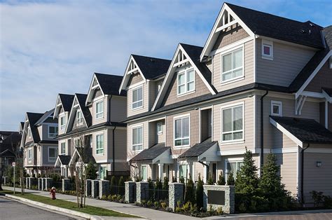 townhomes    popular option  home buyers