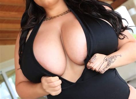busty amateur yasmin disney makes pinupfiles debut boobsrealm