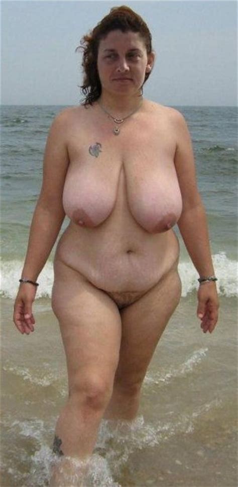 mstrtch39q in gallery stretchmarks on mature saggy tits 36 at the beach picture 23