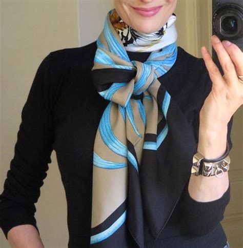 beautiful womens scarf ideas  wear  spring scarf casual ways