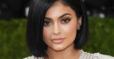 Kylie Jenner Stopped Using Snapchat Reason