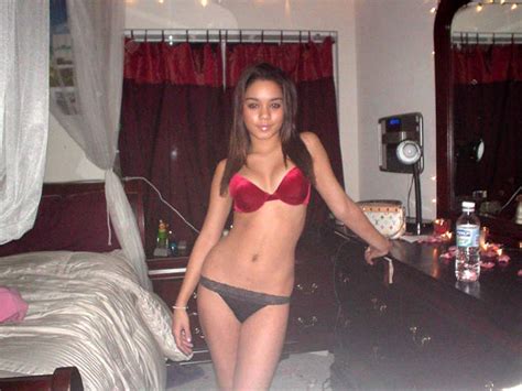 Vanessa Hudgens Nude Leaked Pics From Icloud — Whole Collection
