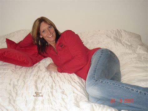 my lovely wife first pic june 2011 voyeur web hall of fame