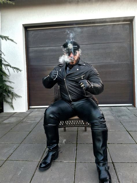 dommuscleleather on twitter on your knees slave your powerful