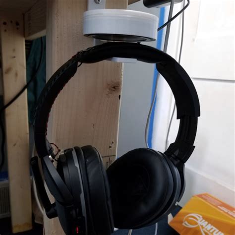 gaming headset  simple wireless charging hackaday