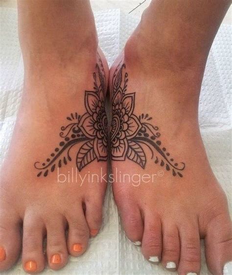 50 elegant foot tattoo designs for women for creative