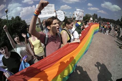 how america s right wing helped russia craft its anti gay laws