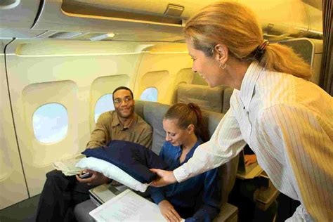 flight attendants hate when passengers do these 5 things