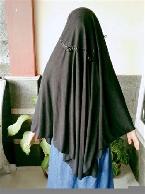 Foto Hijab Dari Belakang