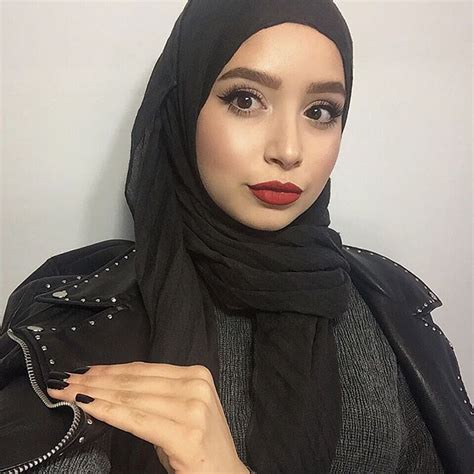 Sexy Mädchen Mit Hijab – Telegraph