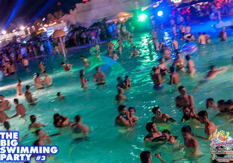 The Big Swimming Pool Party Lampo