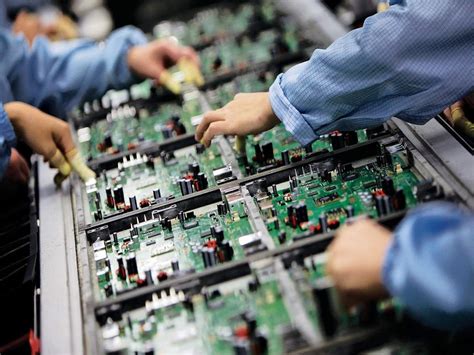 domestic production electronics manufacturing  india  grow