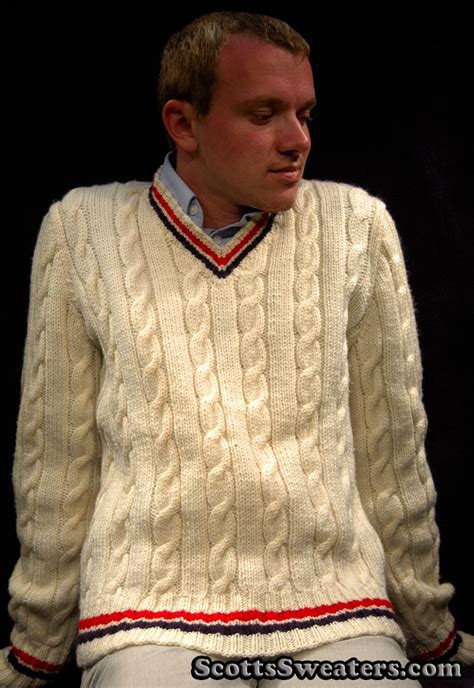 611 038 Hand Knit Classic Wool Tennis Sweater