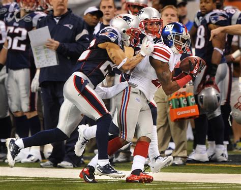 super bowl — manningham s patience is rewarded in critical