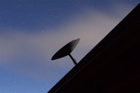 starlink satellite dish teardown shows major engineering  attention  detail iloveteslacom