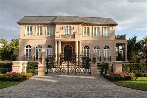 southwest daily images  gates turn  big house   mansion