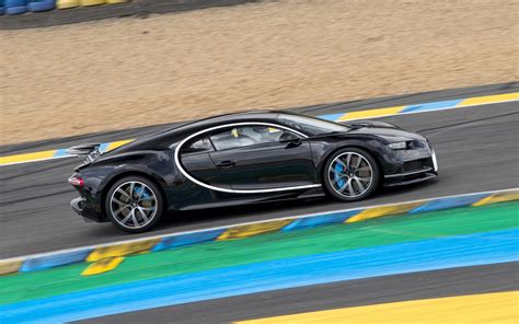 bugatti ceo drives  chiron faster   race car  le mans