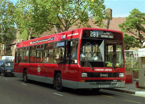 london bus routes route 283 east acton hammersmith route 283