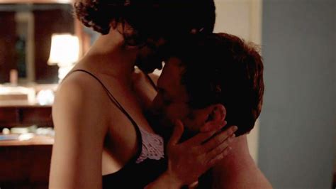 morena baccarin sex while crying in homeland series scandal planet