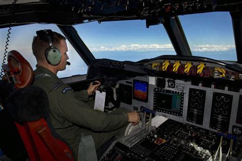 missing malaysia airlines flight mh370 might have drowned after cockpit