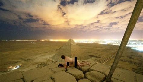 picture and video of a couple having sex on the top of egypt s great
