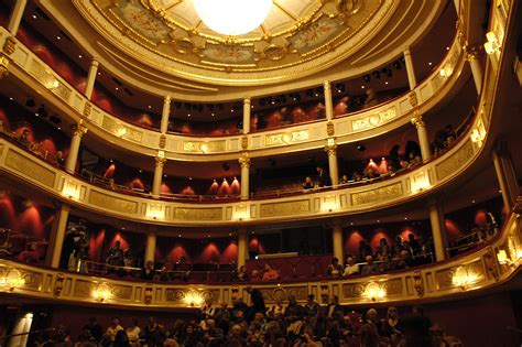 filedrammens teater interiorjpg wikimedia commons