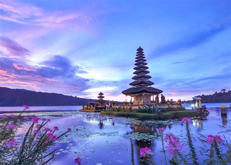 visit hindu temples  bali honeycombers bali