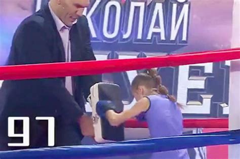 watch this amazing boxing schoolgirl s punching speed daily star