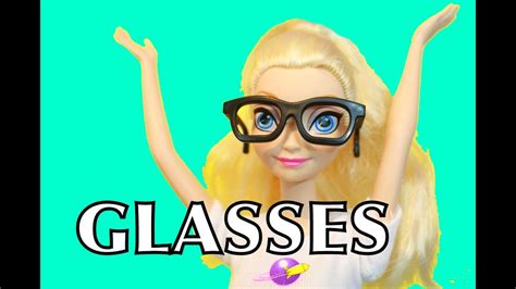 disney elsa frozen gets glasses christmas toys shopping youtube