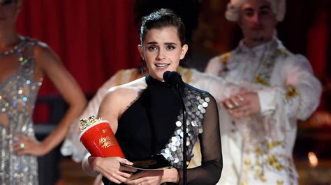 Emma Watson Wins Mtv S First Gender Neutral Acting Award