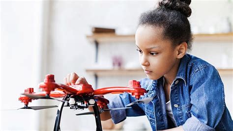 drones  education starting  drone program    classrooms