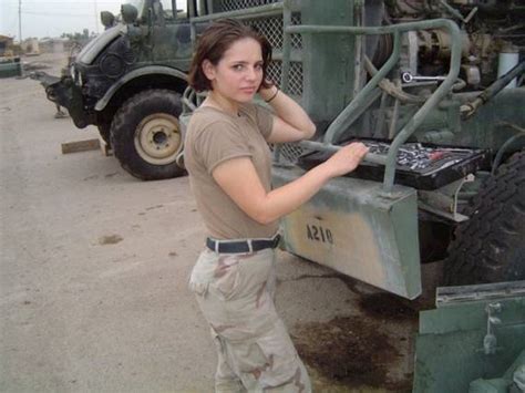 The Hottest Women In The Military Herbeat