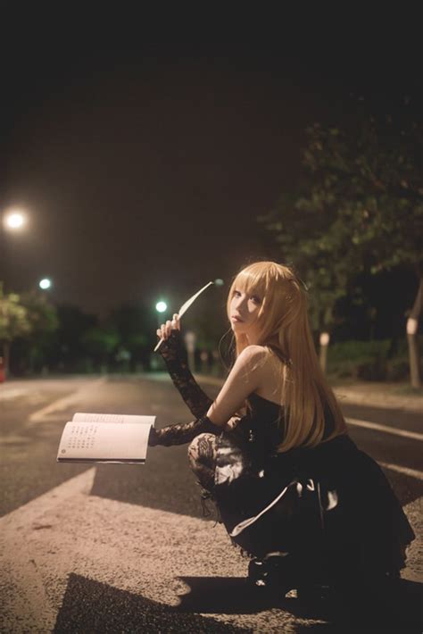 sexy misa amane cosplay from death note