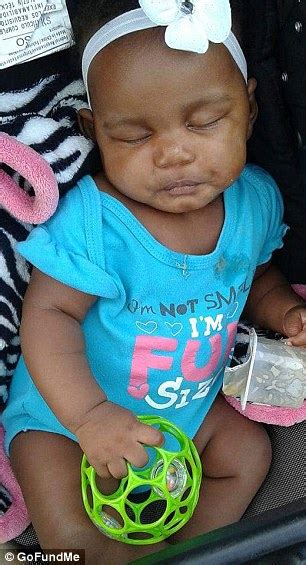 cleveland girl aged five months shot dead in her mother s car daily mail online