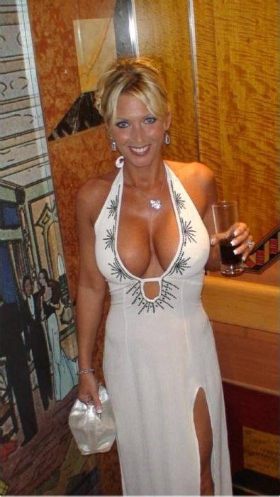 classy milf in sexy evening gown mature singles connection