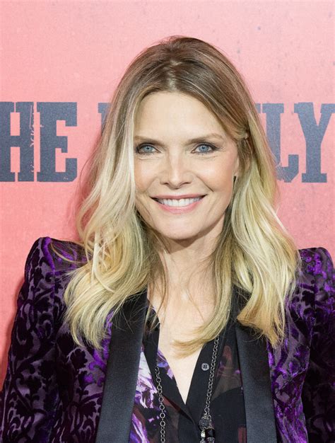 a lady we love a pictorial history of michelle pfeiffer