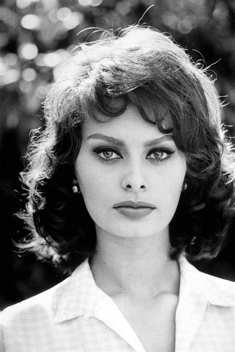 19 Sophia Loren Body Measurement Celebrity Body Measurements
