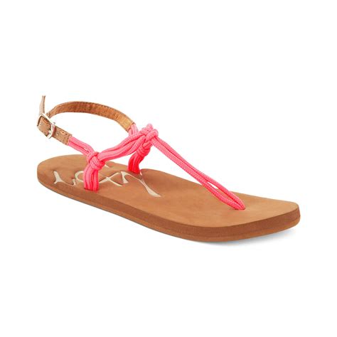 Roxy Catalina Flat Thong Sandals In Pink Hot Pink Lyst