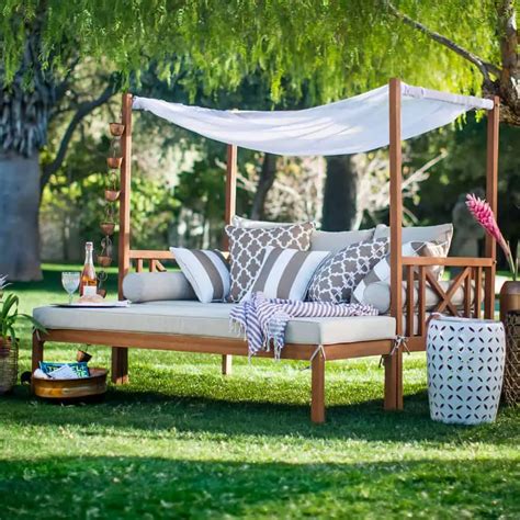 outdoor daybeds   lazy afternoon  gardens