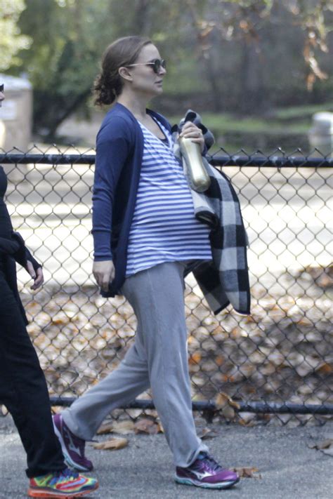 Pregnant Natalie Portman Out In A Park In Los Angeles 01